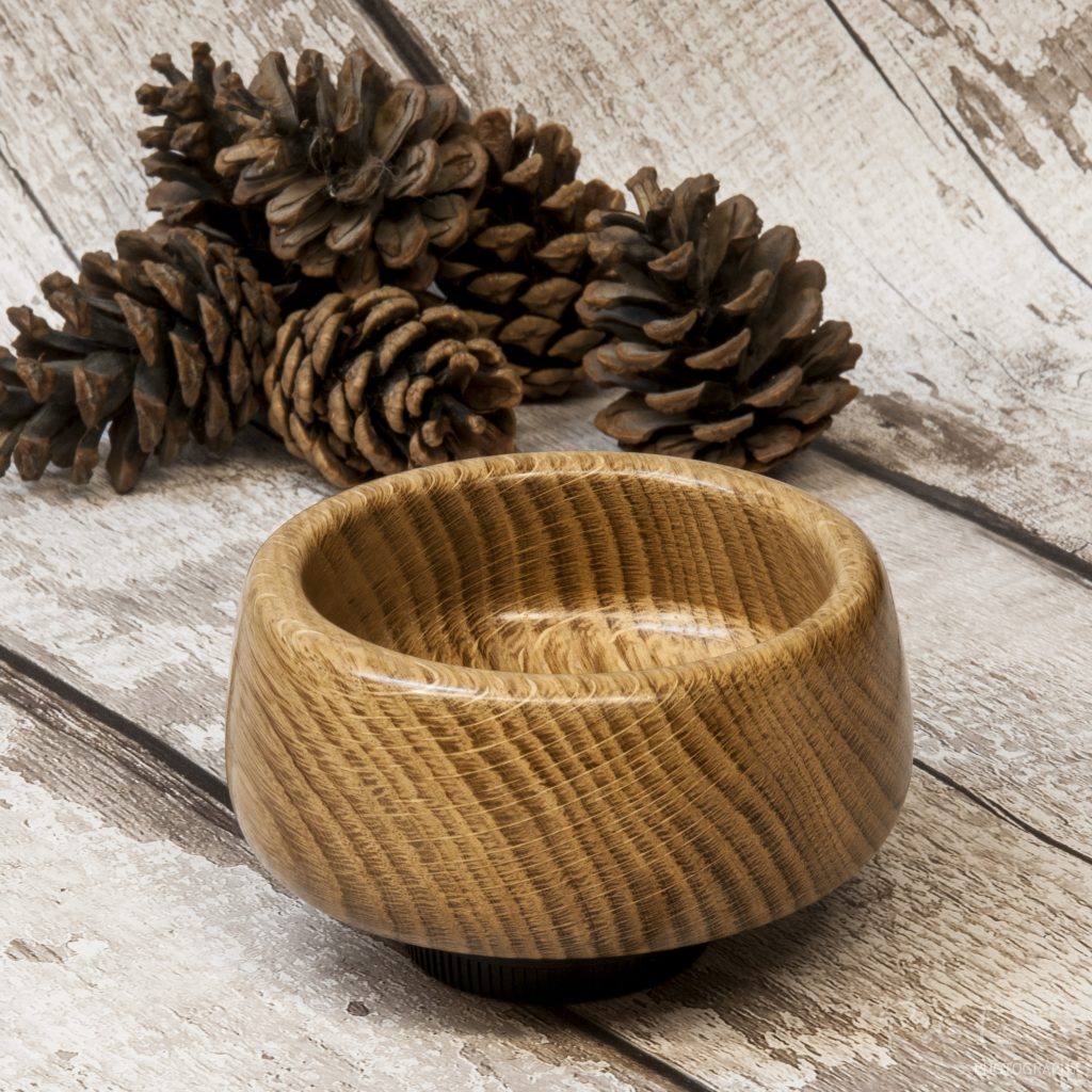 chunky oak bowl